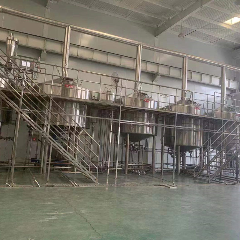莱州精酿啤酒设备厂—平面布置、设备设计、制造、调试、培训等一条龙服务_COPY